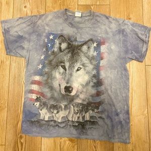 The mountain wolf t shirt